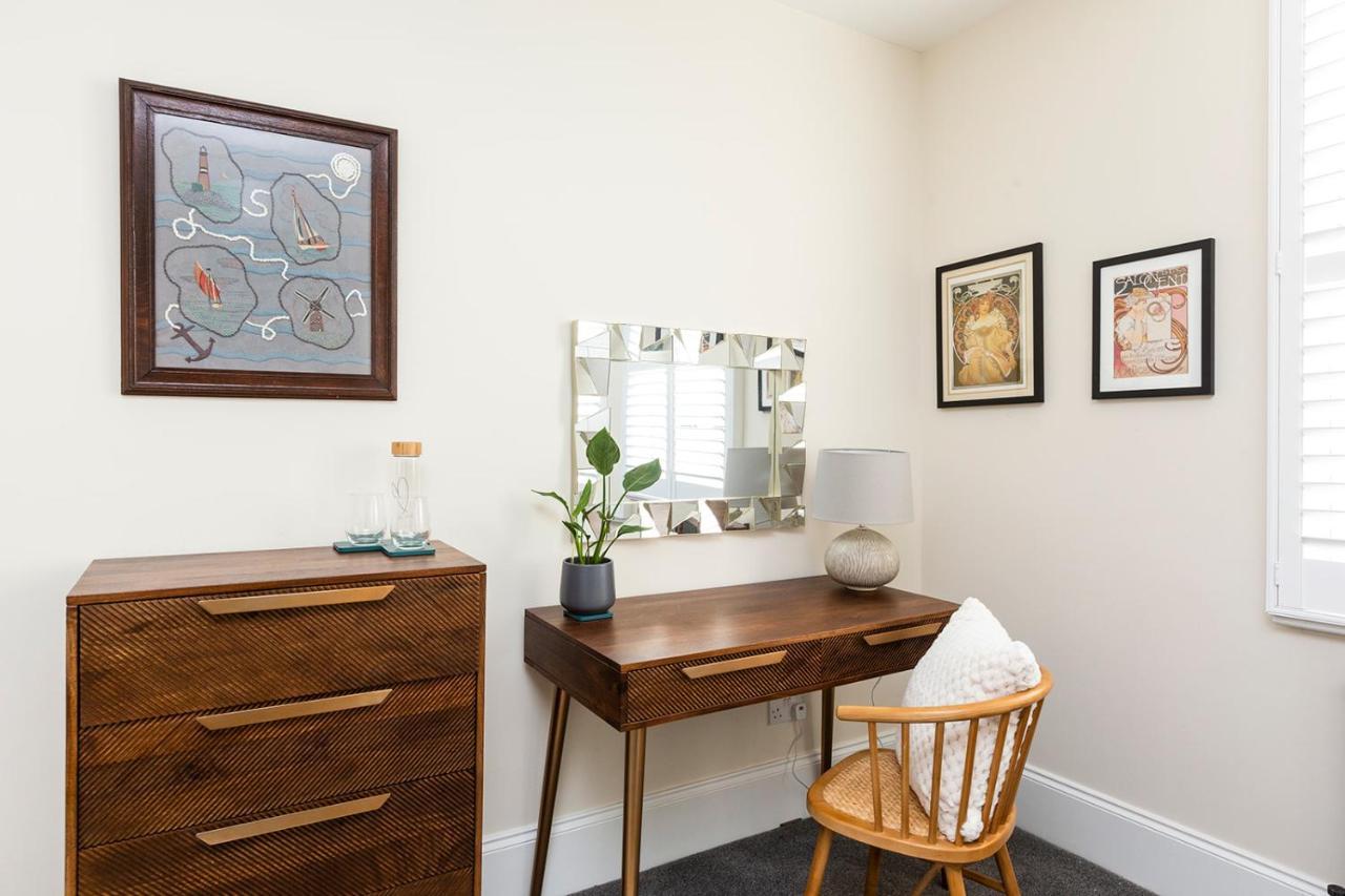 Stunning Seaside Apartment Over 3 Floors Near Margate Westgate-on-Sea Exterior foto